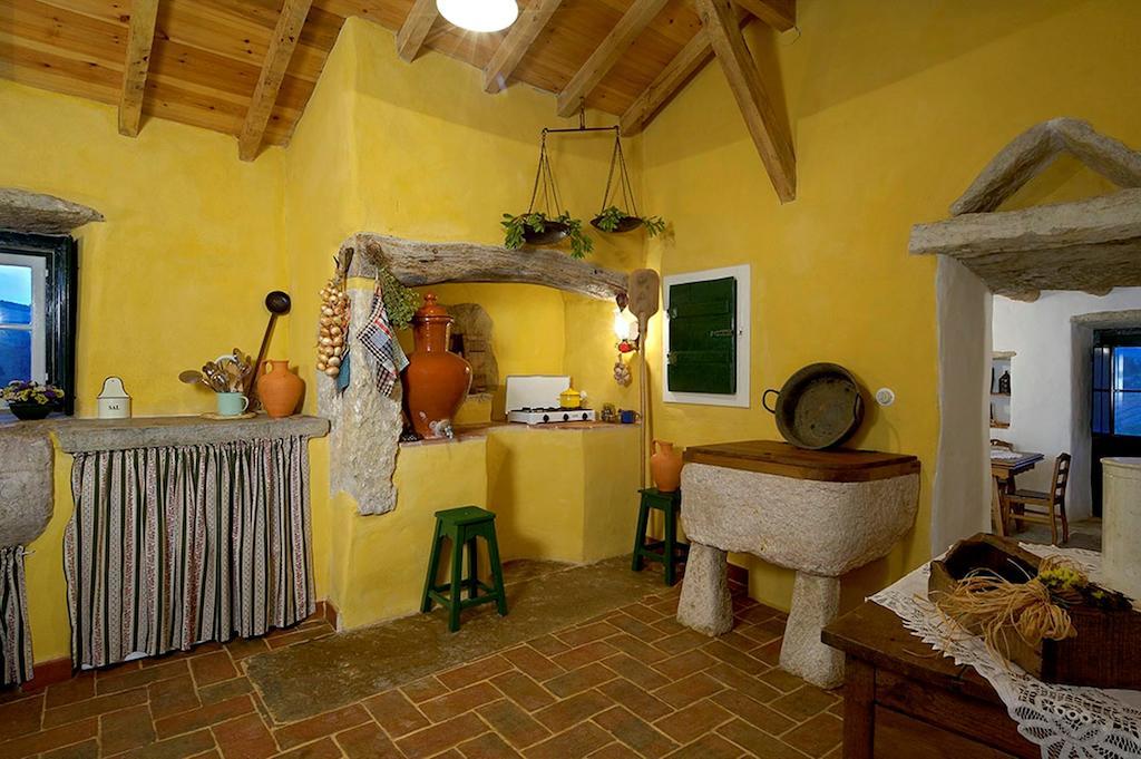Aldeia Da Mata Pequena Hotel Mafra Phòng bức ảnh